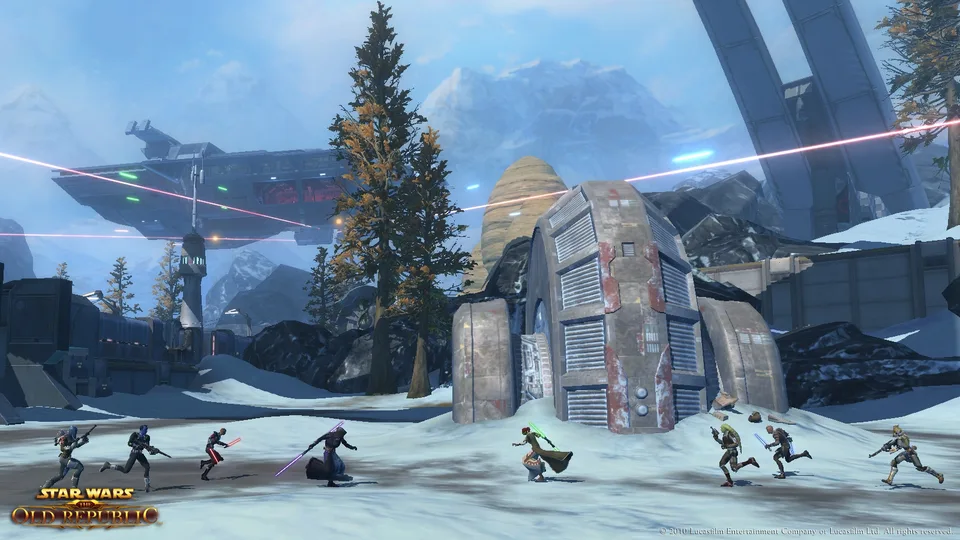 Eight player characters with blasters and lightsabers run across a snowy Alderaan battlefield beneath a large hovering gunship with laser fire overhead.